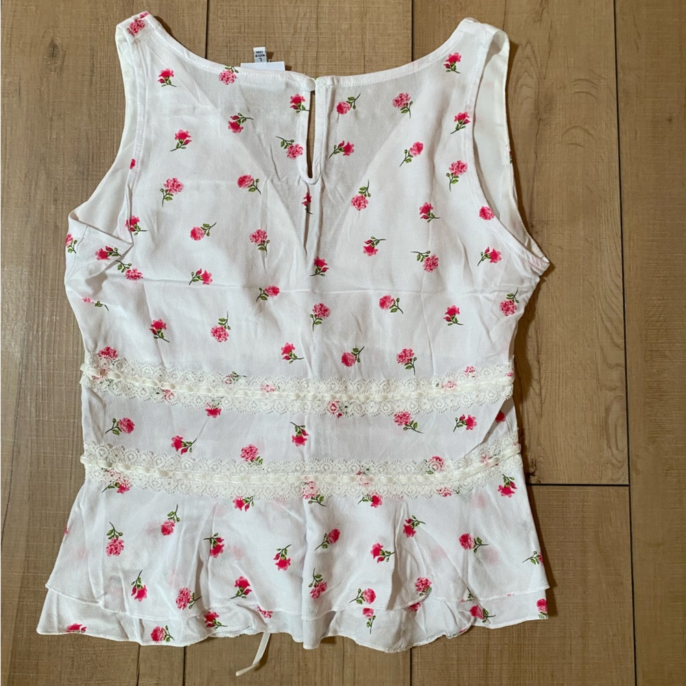 Coquette White with Pink Floral Top, Size L - Picture 10 of 17